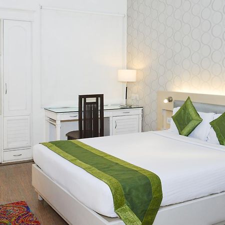 Treebo Check In By Oran Hotel New Delhi Buitenkant foto