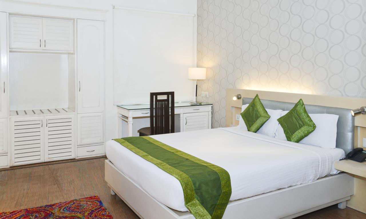 Treebo Check In By Oran Hotel New Delhi Buitenkant foto