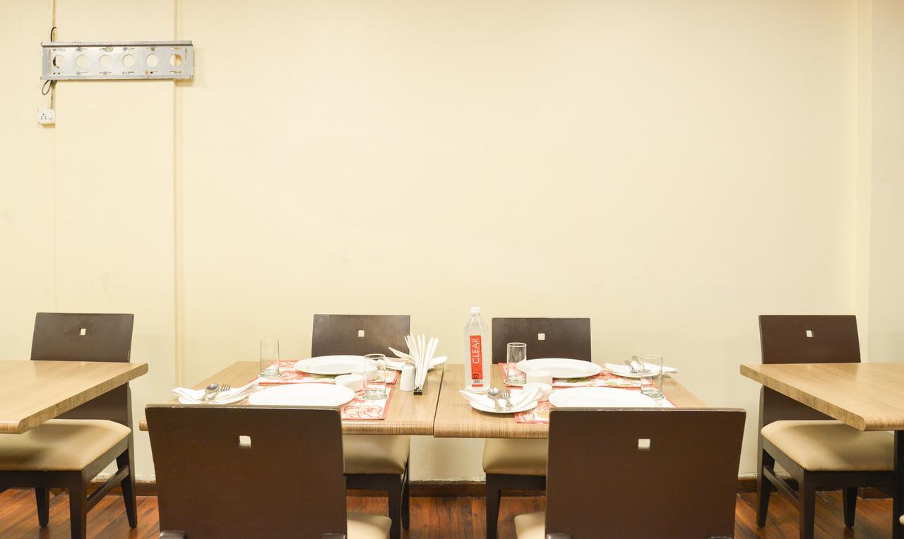 Treebo Check In By Oran Hotel New Delhi Buitenkant foto